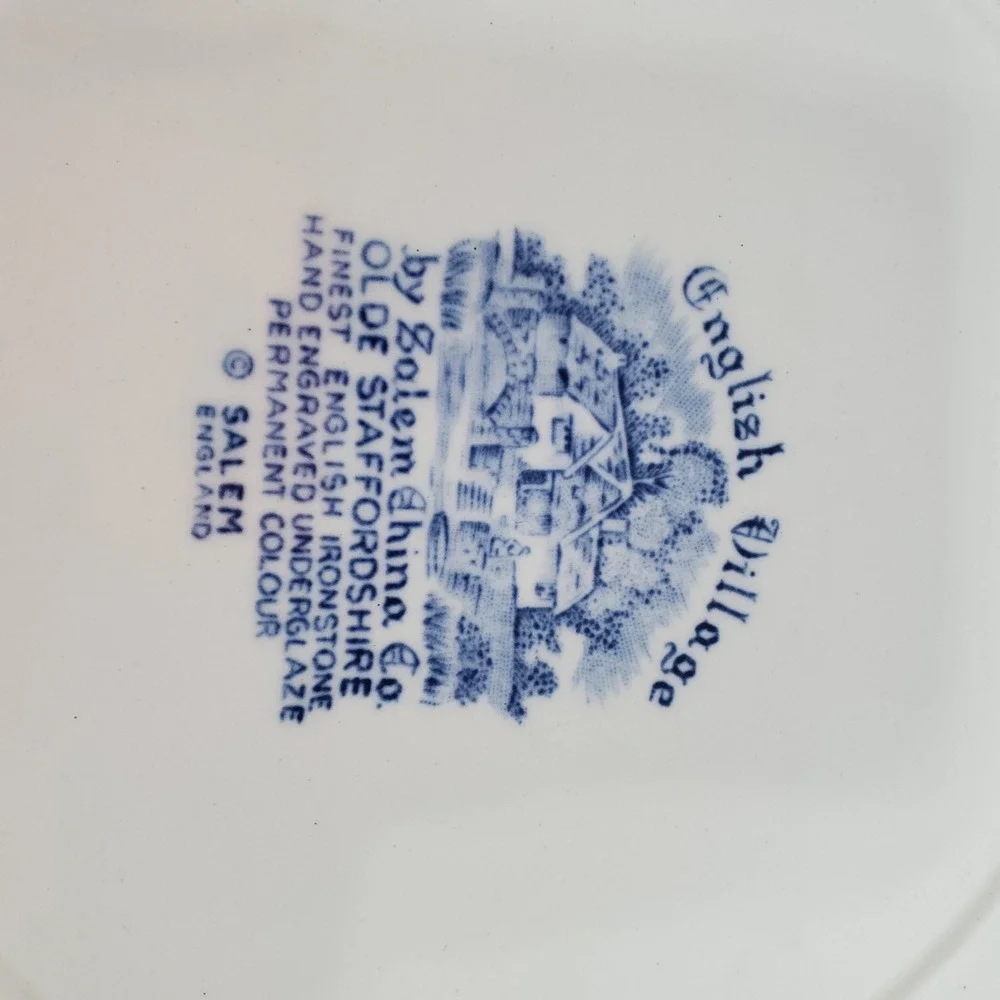 Salem English Village Dinner Plate‎ 10in Blue White Ironstone Vintage